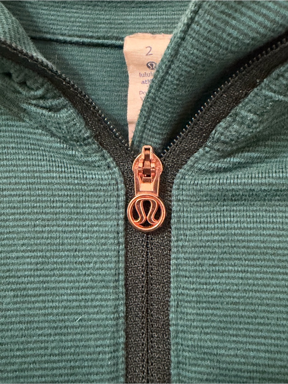 Lululemon Pull Over - Picture 2 of 4
